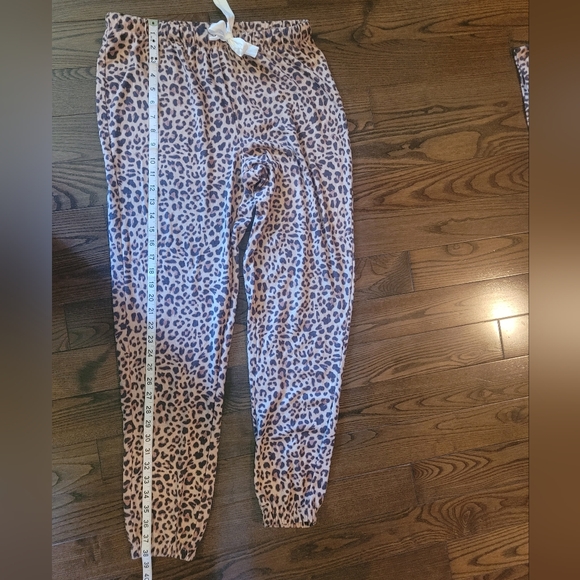 NWT 2 PIECE PJ SET, Great Christmas Gift for you or someone else. - Picture 9 of 12